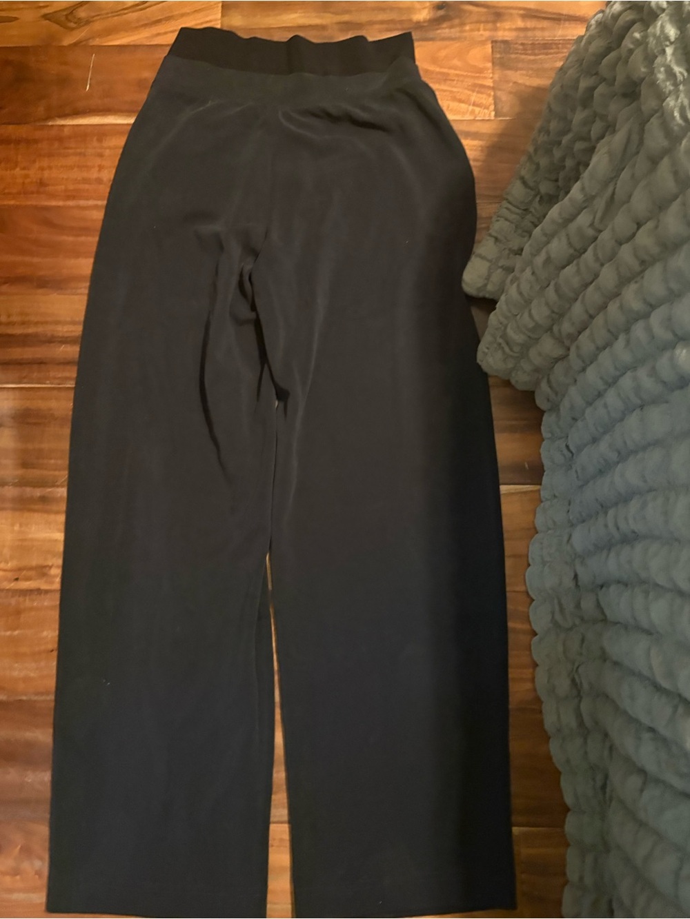 Athleta Black Wide Leg Pants S Stretch High Rise Travel Work Pants cozy (0378)